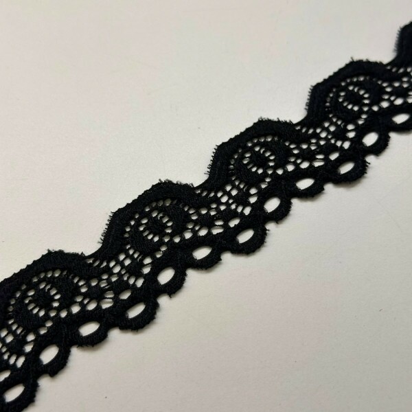 Renda de Poliamida com Elastano - 4 - (3cm) Renda de Poliamida com Elastano - 4 - (3cm)