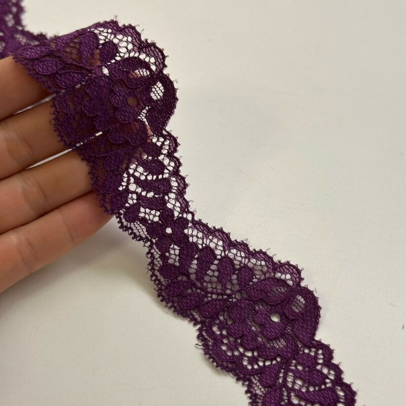 Renda de Poliamida com Elastano - 10 - (4,5cm) 