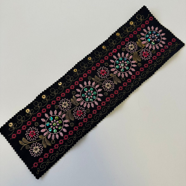 Faixa Indiana Bordada - 130