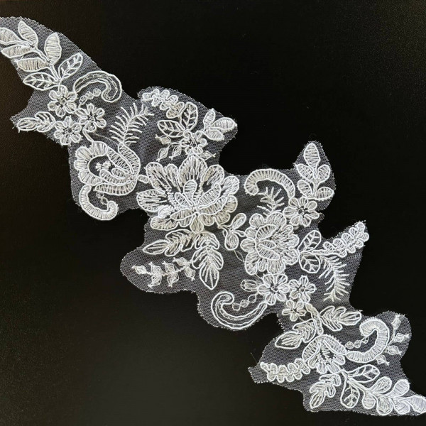 Aplique Bordado em Tule com Soutache - 170