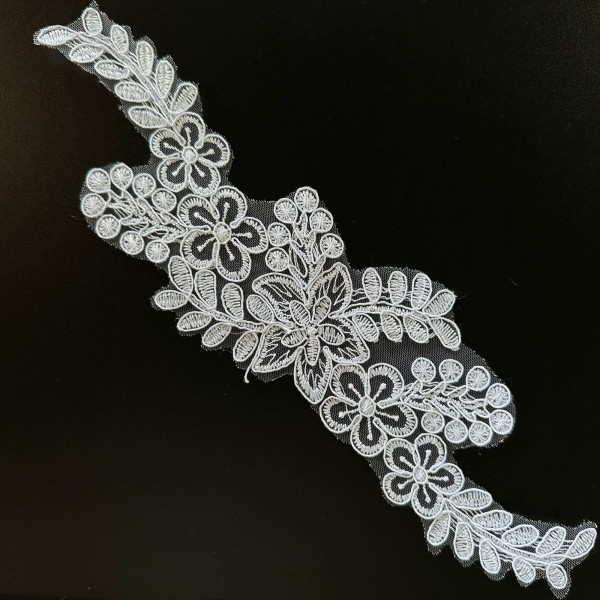 Aplique Bordado em Tule com Soutache - 171