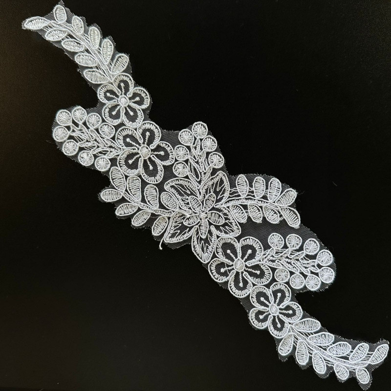 Aplique Bordado em Tule com Soutache - 171