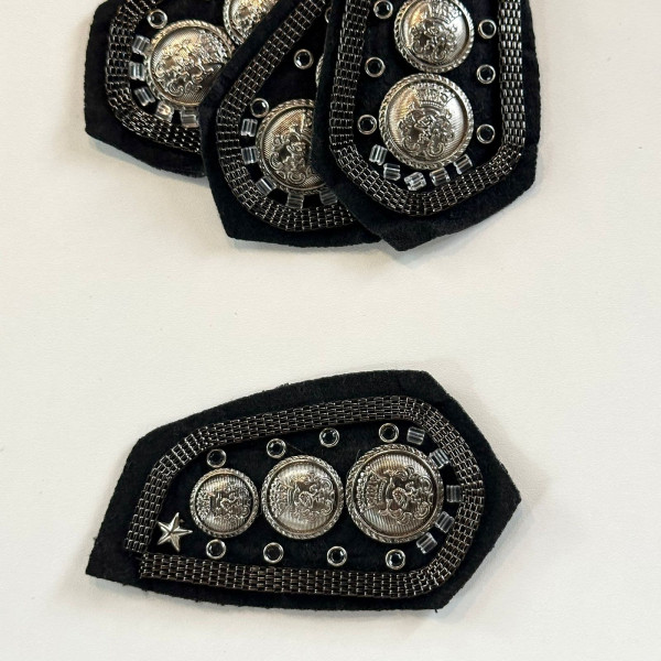 Ombreira Bordada - 192