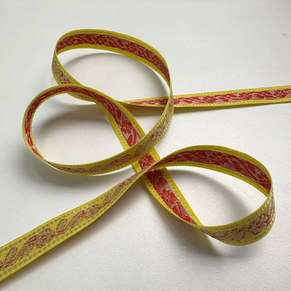 Fita Grega Bordada - Galão Texturizado - Amarelo - 1,5cm - 643 Fita Grega Bordada - Galão Texturizado - Amarelo - 1,5cm - 643