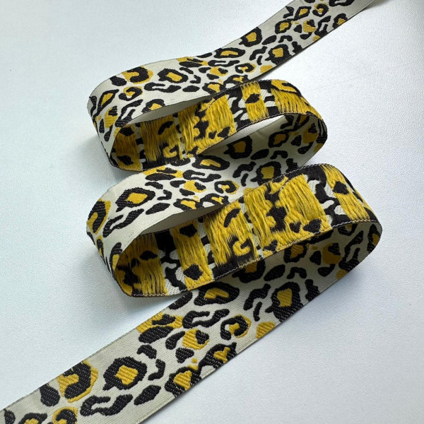 Fita Galão Bordada - Estampa Onça - 2,5cm - 659
