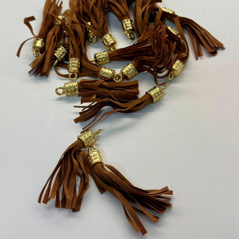 Tassel de Camurça com Borla de Metal - 466