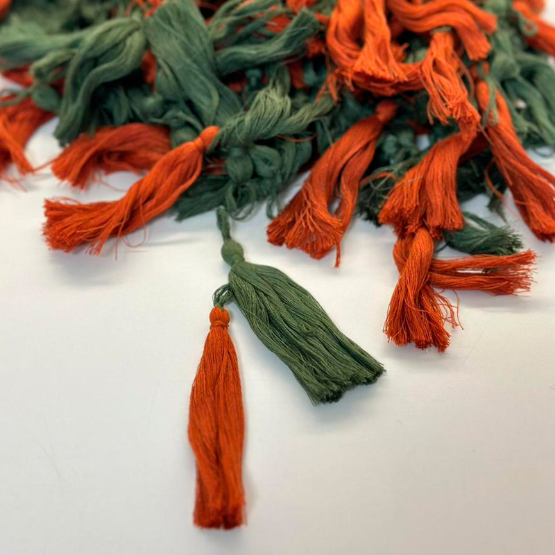 Tassel Duplo de Linha - Terracota e Militar - 464