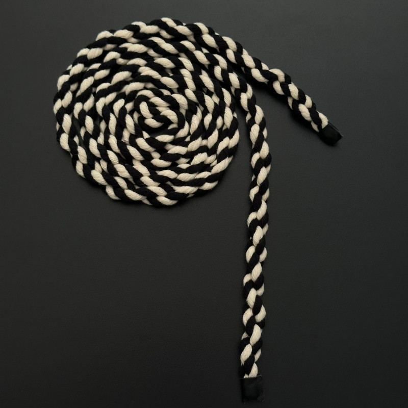 Cordão Trançado - Preto / Crú - com Ponteiras de Corino - 1,45m - 760