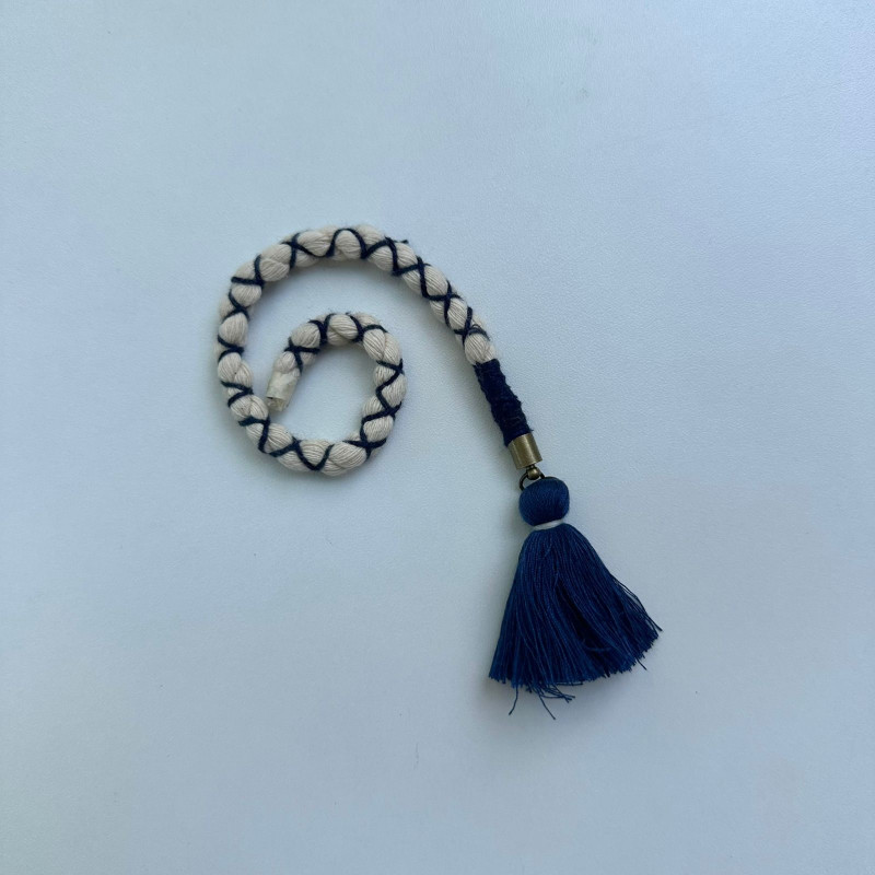 Tassel com Borla de Metal e Cordão Trançado Alongado - 26cm - 778