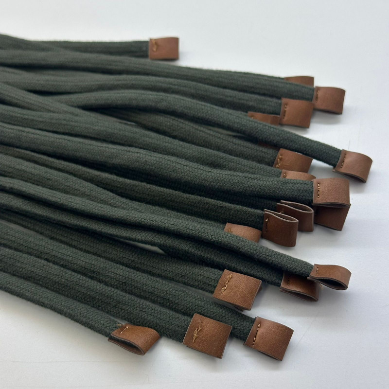 Cordão Militar com Ponteira de Couro