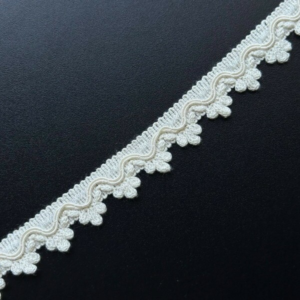 Barrado Bico Bordado com Soutache - Pérola - 2,2cm - 853