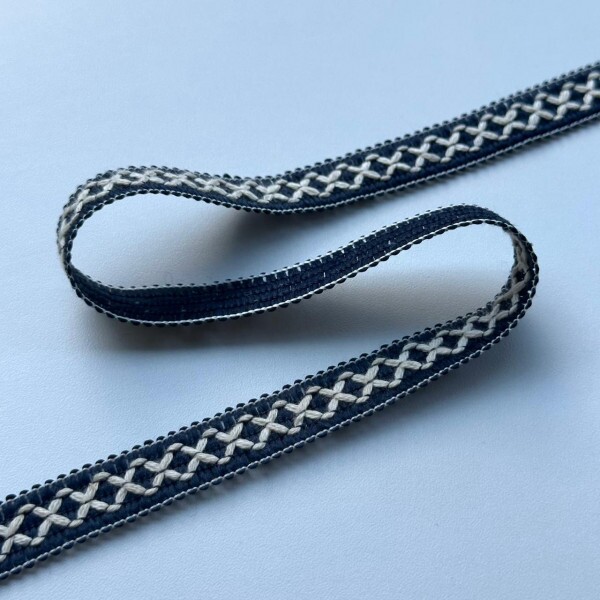 Passamanaria Trançada em Zigue-zague - 1,5cm - 687