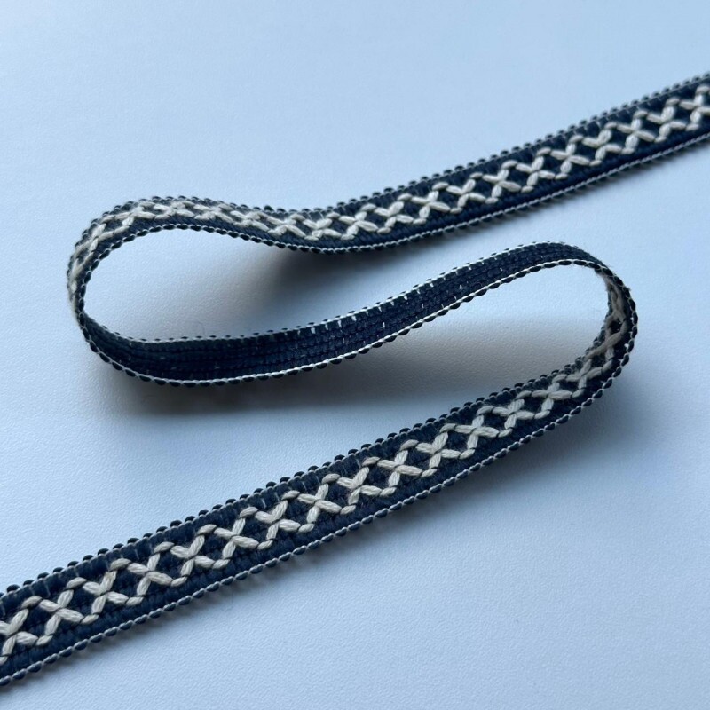 Passamanaria Trançada em Zigue-zague - 1,5cm - 687 Passamanaria Trançada em Zigue-zague - 1,5cm - 687