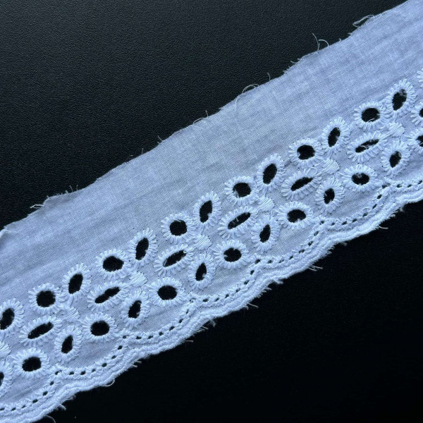 Barrado de Laise - Branco - 100% Algodão - 6,5cm - 826 Barrado de Laise - Branco - 100% Algodão - 6,5cm - 826