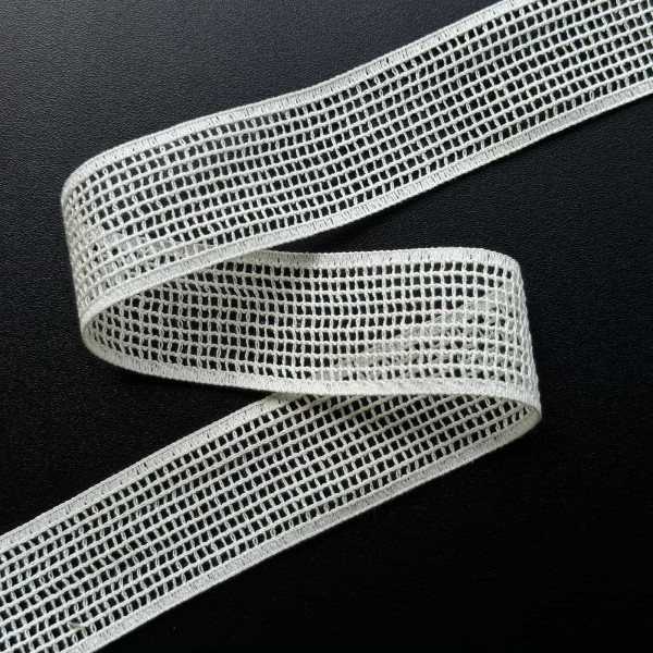 Entremeio de Algodão - Tela - 3,7cm - 833 Entremeio de Algodão - Tela - 3,7cm - 833