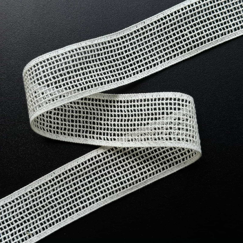 Entremeio de Algodão - Tela - 3,7cm - 833 Entremeio de Algodão - Tela - 3,7cm - 833