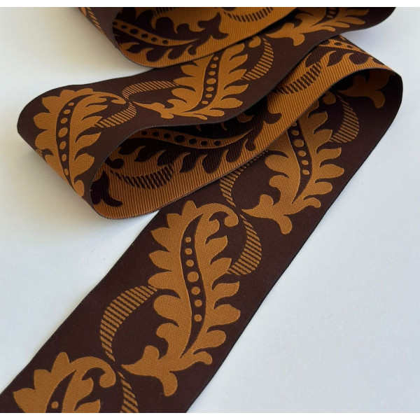 Fita Grega - Galão - Arabescos - Chocolate - 4,9cm - 384