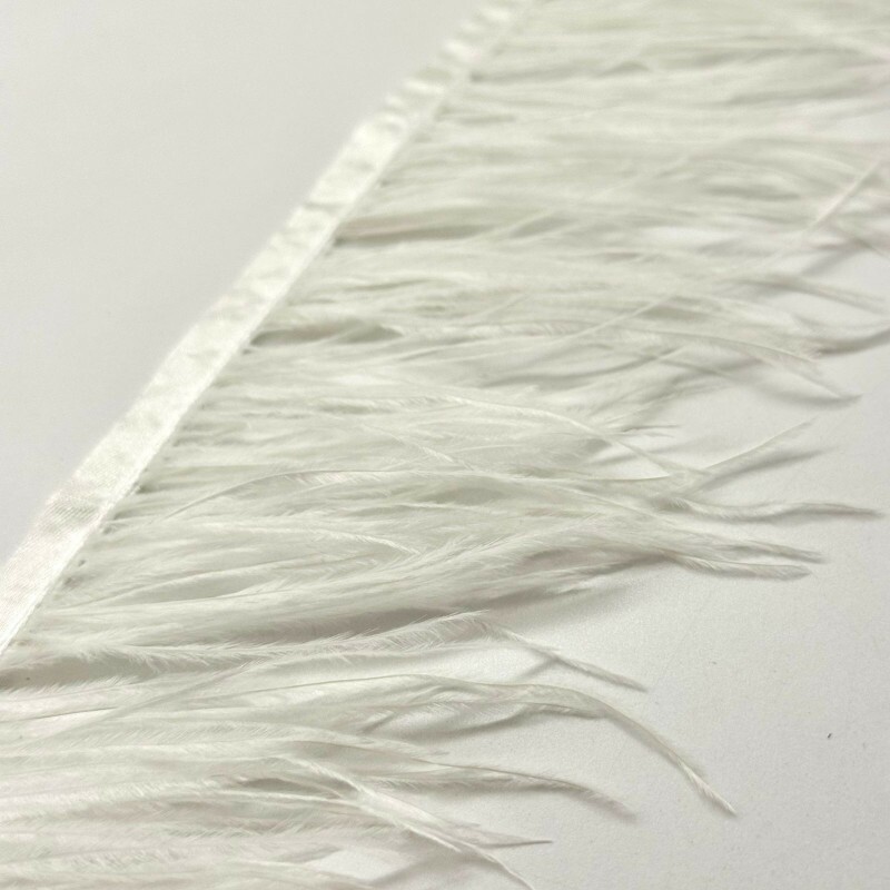 Franja de Plumas Naturais de Avestruz - Off White
