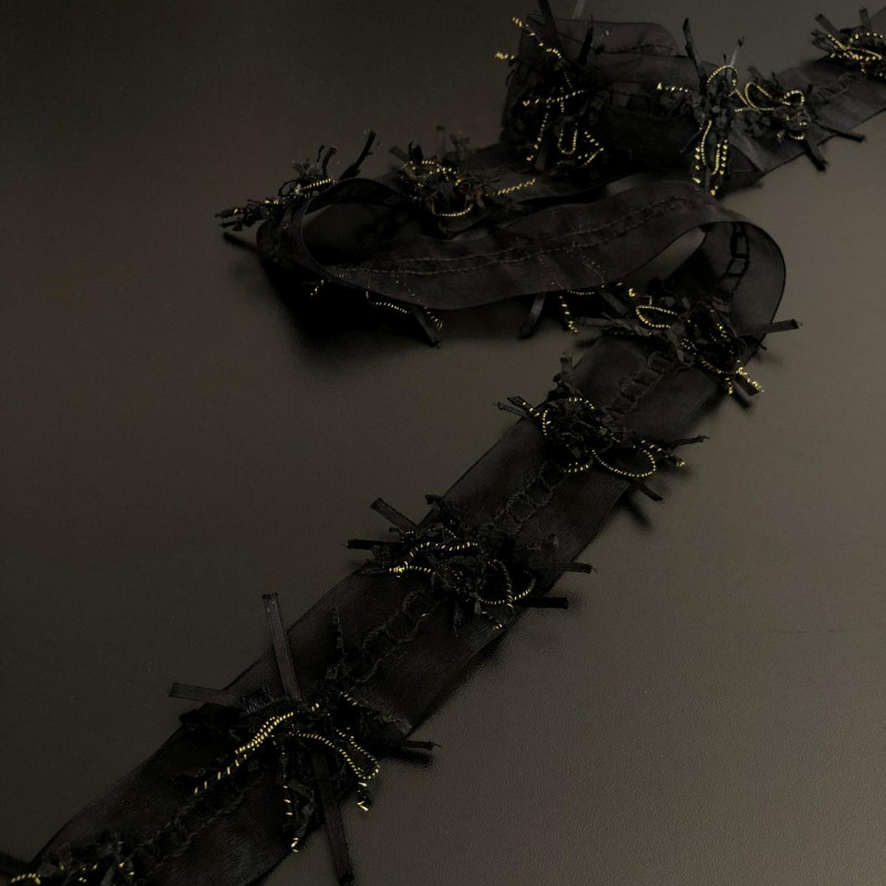 Fita de Organza Bordada - Preto / Dourado - 4cm - 455