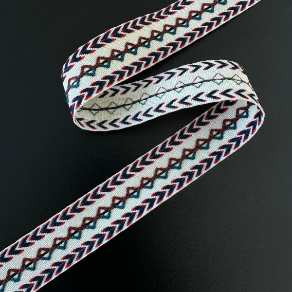 Fita Cadarço com Bordado Trançado - 2,5cm - 432