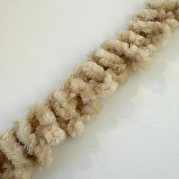 Franja Peluciada Palha - 3cm - 442