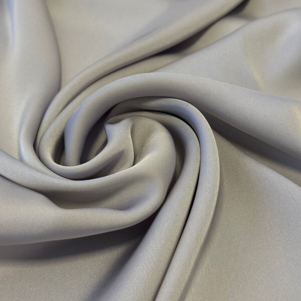 Último Corte - 1,80m - Cetim Lady - Prata Último Corte - 1,80m - Cetim Lady - Prata