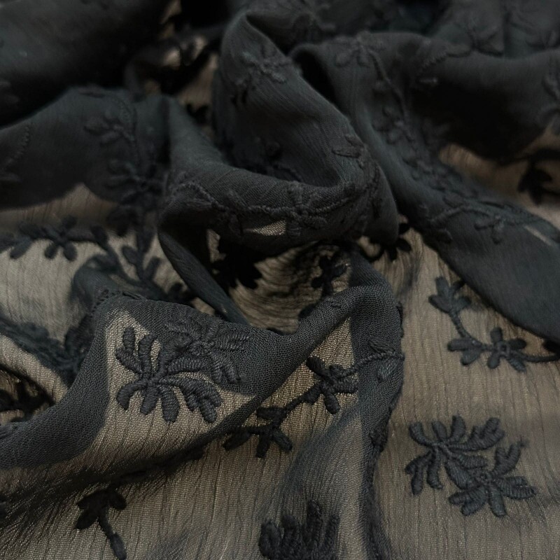 Chiffon Bordado - Preto