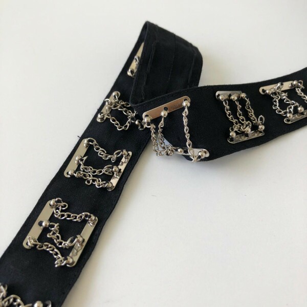 Faixa Bordada a Mão