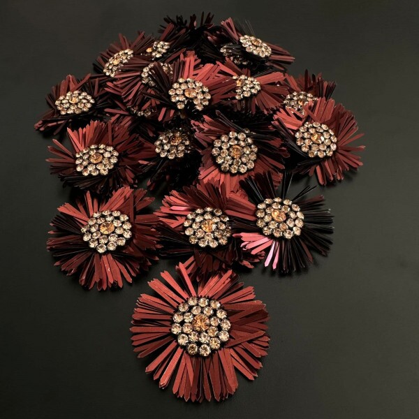 Aplicação Flor Bordado - Vinho