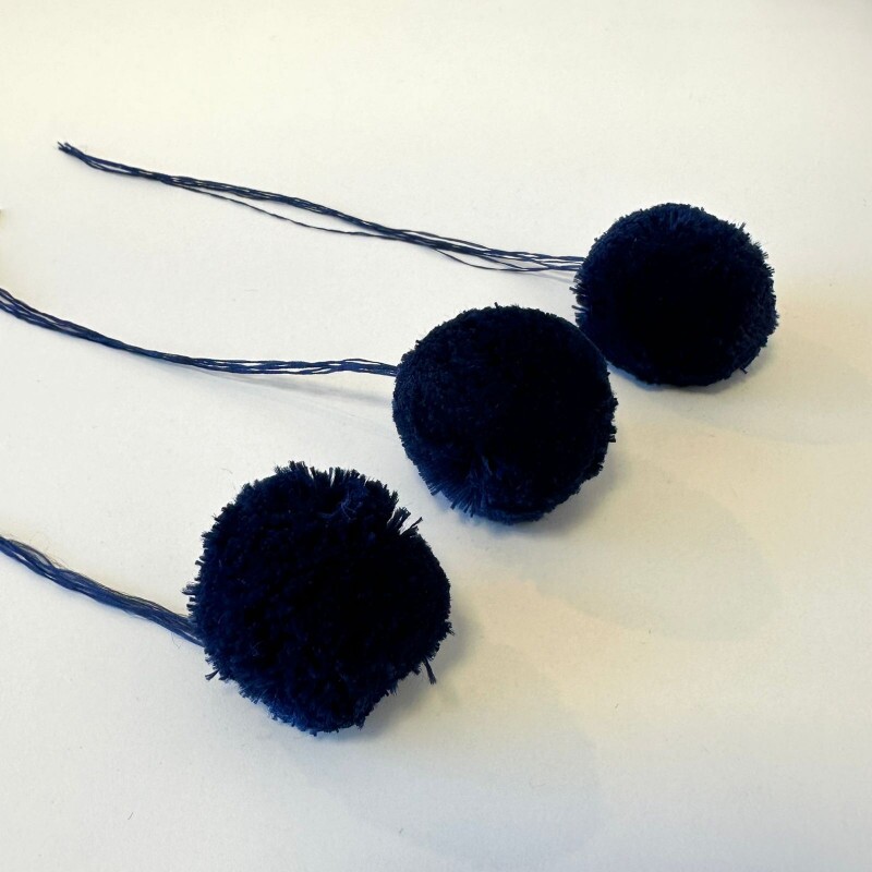 Pompom Médio - Marinho