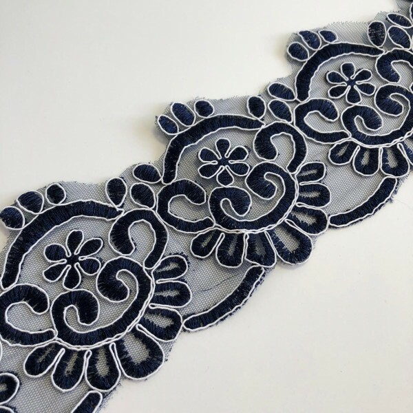 Barrado de Guipure 01