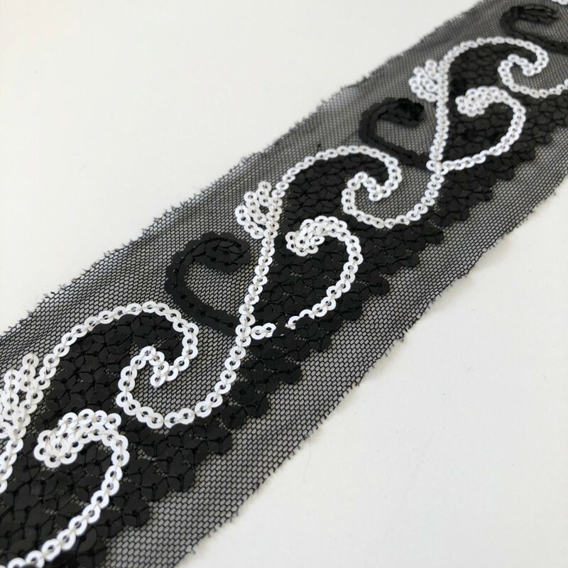 Barrado de Tule Paetizado Barrado de Tule Paetizado