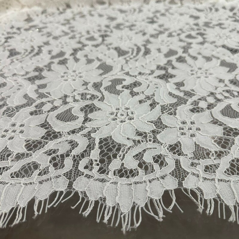 Renda Chantilly - Encorpada Off White