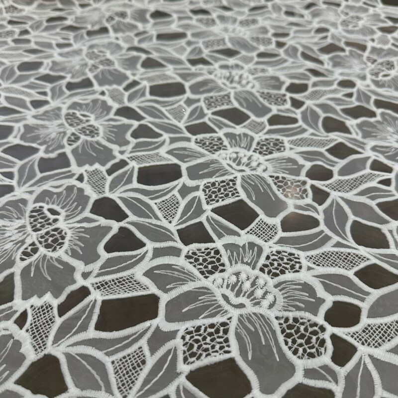 Organza Bordada - Floral 