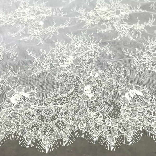 Renda Chantilly - Soutache Renda Chantilly - Soutache