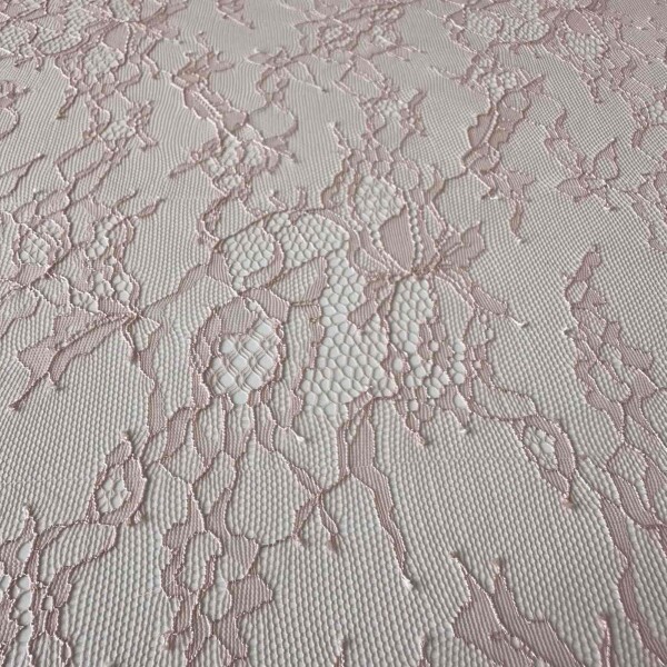 Renda Chantilly Francesa