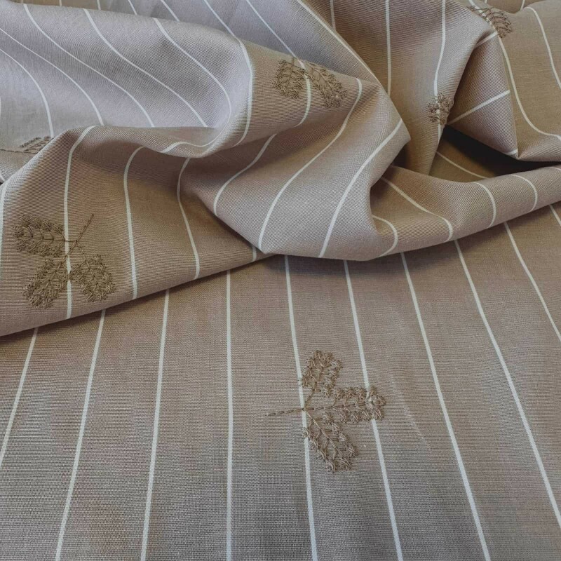 Camisaria Bordada - Bege e Branco