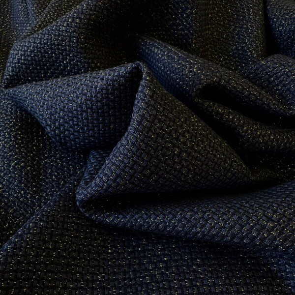 Tweed Armani