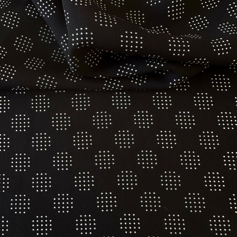 Crepe Mousse - Preto / Off - Est 202