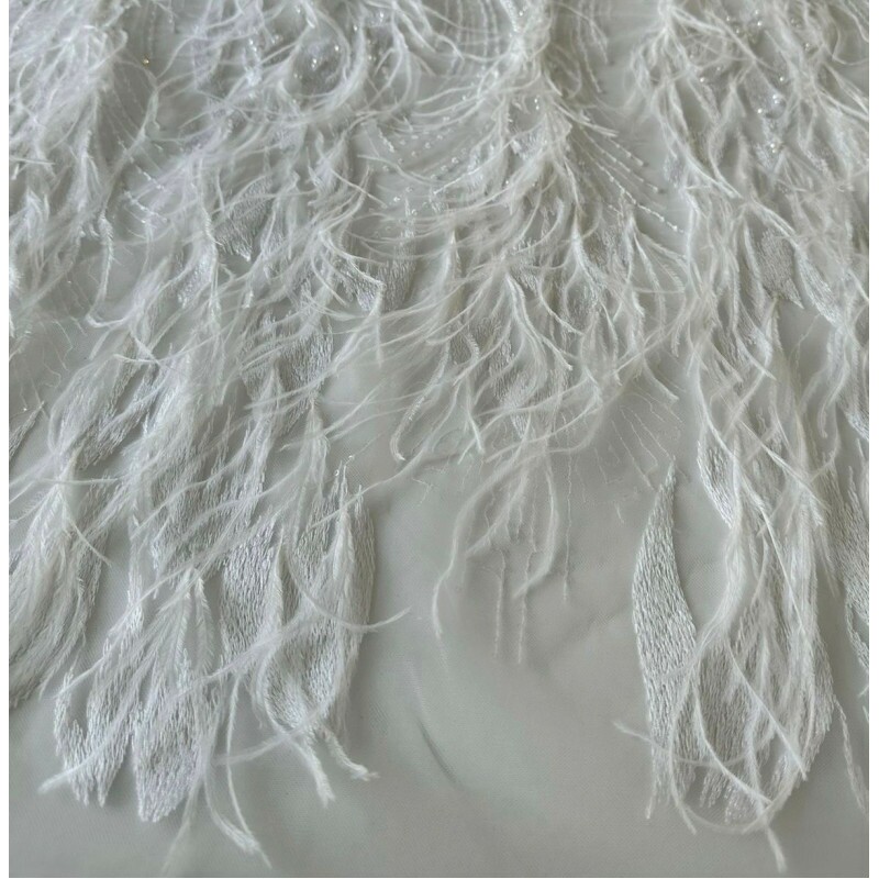 Último Corte - 1,10m - Tule com Plumas - Branco 