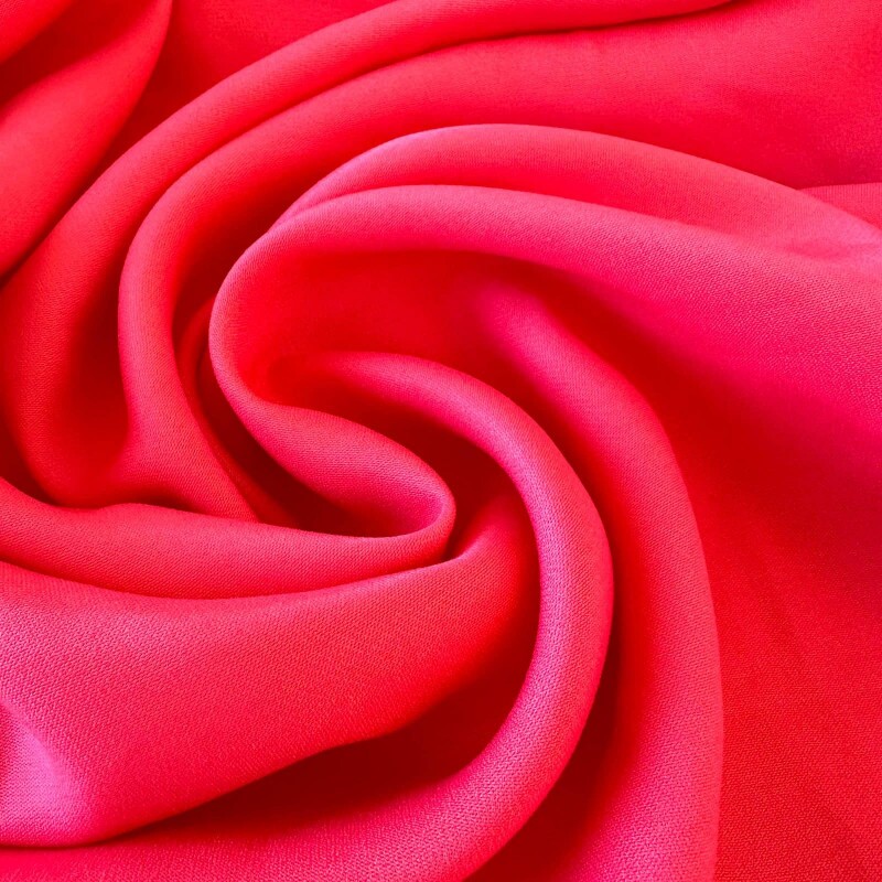 Veneza Vermelho Goiaba - Alfaiataria de Viscose 
