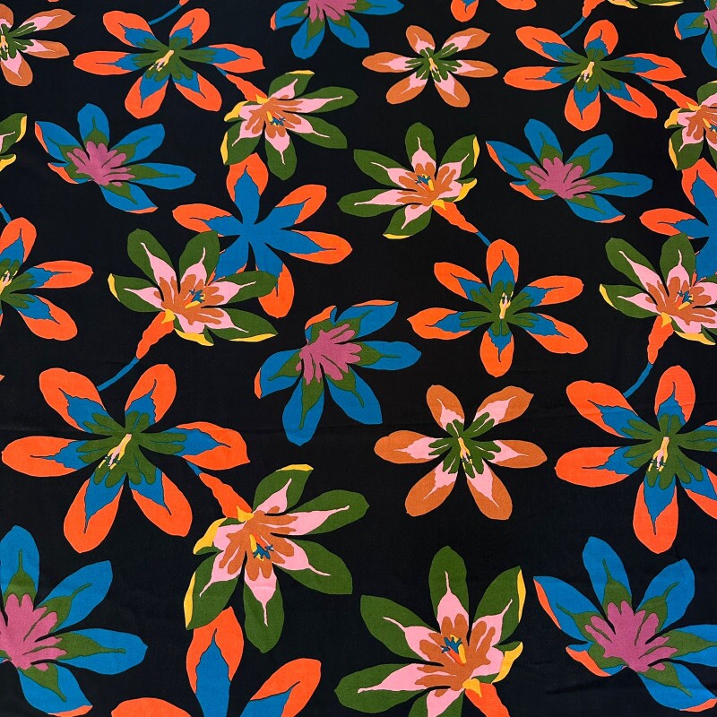 Último Corte - 1,60m - Viscose Floral P113