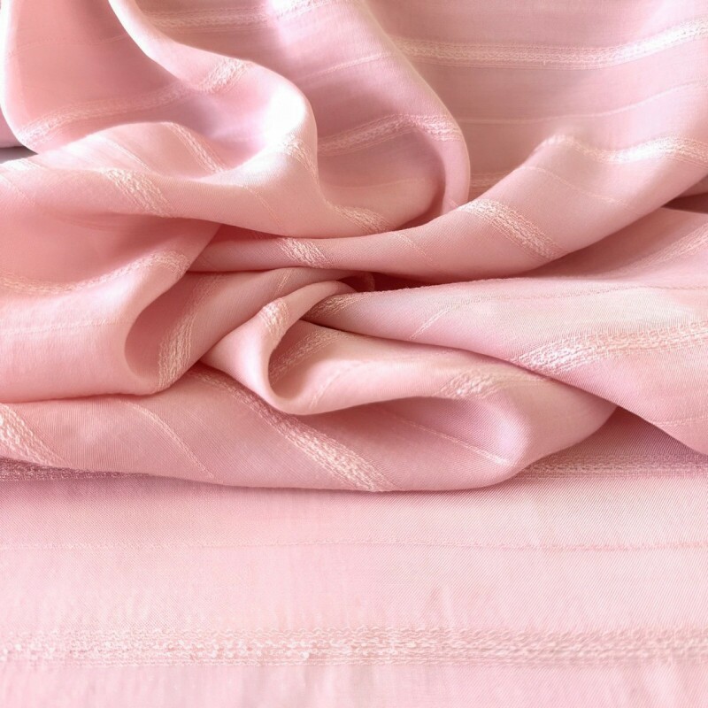 Viscose Bordada - Rosa Pastel