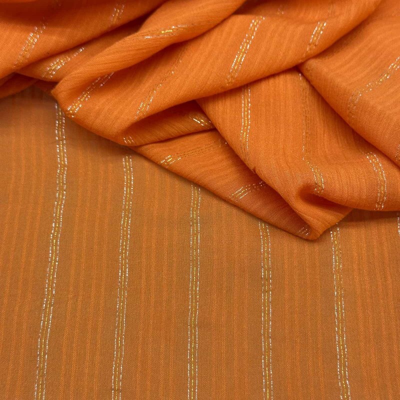 Último Corte - 80cm - Viscose Maquinetada com Fios de Lurex 
